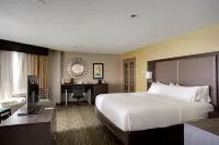 Holiday Inn Sudbury Các khách sạn gần Science North