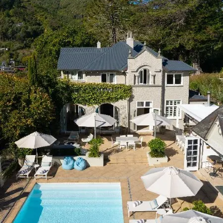 Pihopa Retreat