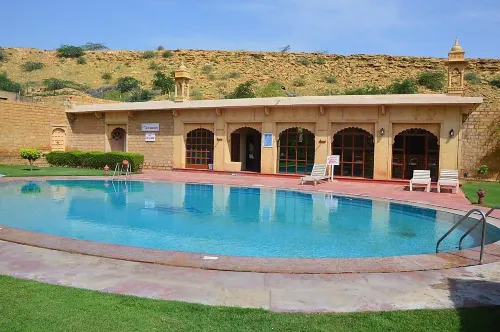 Hotel Heritage Inn A Luxury Retreat in City Center