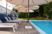 Hotel Villa Garden Braga - ที่มีสระว่ายน้ำ