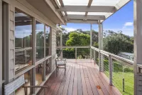Corymbia Hotels near Anglesea Beach Playground
