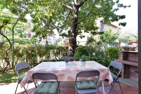 Welcoming apartment with garden Отели в г. Пореч