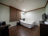 Sichuan Amiga Hotels in Sacheon