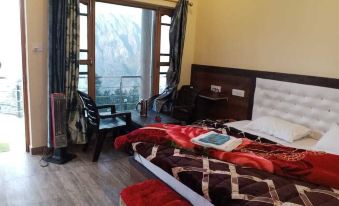 Pine Palace Homestay