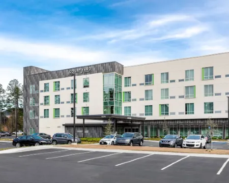 Courtyard Savannah Airport Hotels in Pooler