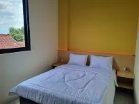 Slara Hostel Syariah 1 Hotels in Sukarame