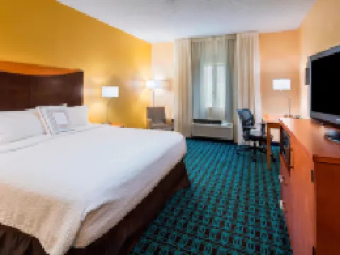 Fairfield Inn & Suites St. Petersburg Clearwater Hotels in Feather Sound