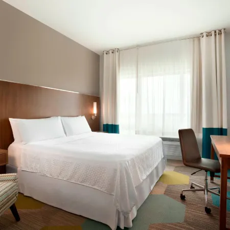 Four Points by Sheraton Miami Airport