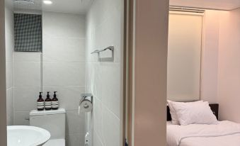 4. 크래쉬인 용산..
