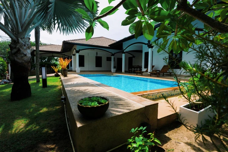 รูปภาพของKesorn Charming Authentic Thai Pool Villa Phuket