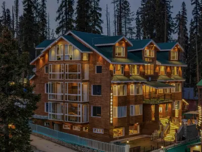Hotel Pine Spring Gulmarg Hotels near Gulmarg Golf Course