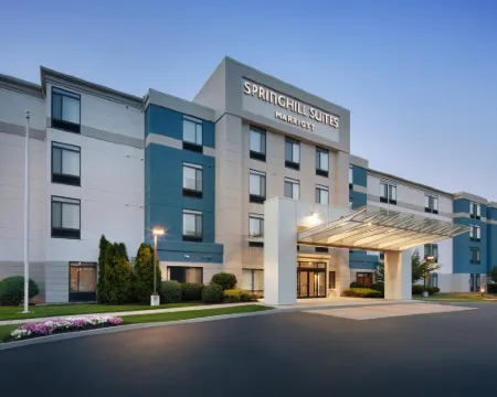 SpringHill Suites Hartford Airport/Windsor Locks Hotels in Windsor Locks