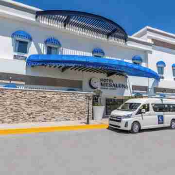 Hotel Mesaluna Short & Long Stay Hotel Exterior