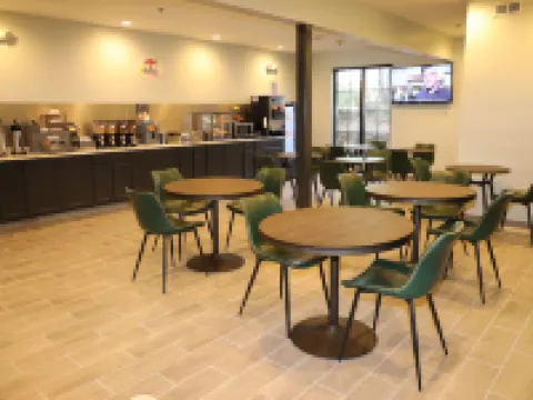 Super 8 by Wyndham High Point/Greensboro Hotels in High Point