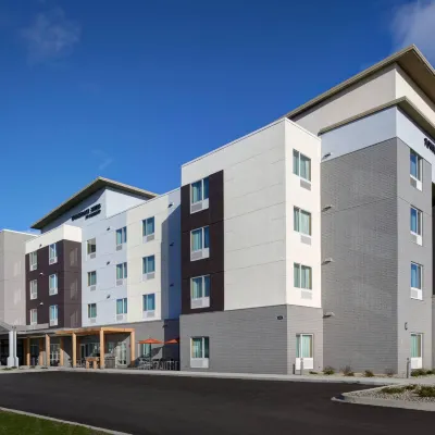 TownePlace Suites Grand Rapids Airport Отели рядом с достопримечательностью «Колледж Келвин»