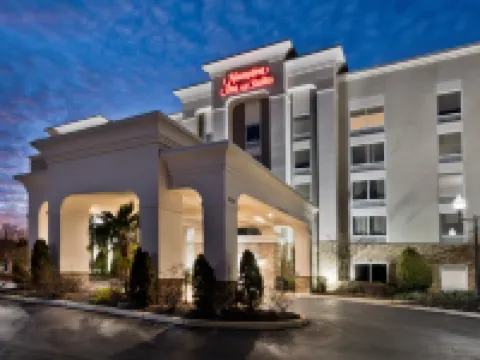 ハンプトン イン & スイーツ ラネット ウェスト ポイント チェンバースのホテル