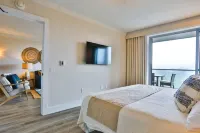 1 bedroom at Honua Kai Mountain view remodeled April 2023 King Bed, Central AC