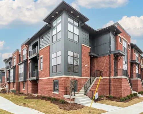 Free Golf Cart! Luxe Townhome Near Grand Park! Hotels in Westfield