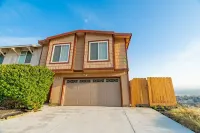 Spacious 4BR Home w/ Stunning Views Near SF