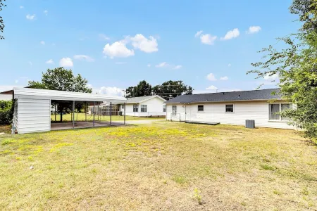 A Gem on 5th St Отели рядом с достопримечательностью «Тайлер Роуз Гарден»