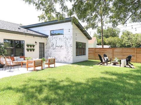 Waco's Premier Designer Home - 3 Min from Magnolia