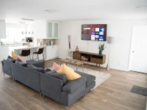 ☀️Casita bonita 🏖 Villa with 4beds/3 bath and HEATED pool 🌴🔥 Hotels in Sunrise