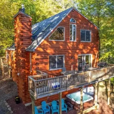 The Challenge House*mega games*hottub*beach*lake*The ultimate Poconos game house