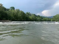 The Ruby River - Phenomenal Riverfront Cabin Hotels in Cowee