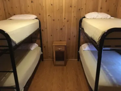 "Clean/Maintained Fully Furnished Lodging"-Mallard