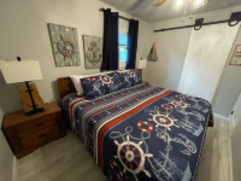 Beautiful cabin by the Lake