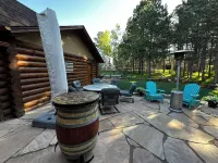 Log Home-Hot Tub-Game Room/Workout Room/Fireplace-BBQ-Yard Games/Pickleball Hotels in Woodmoor