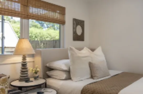 Downtown Sebastopol Studio