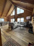 LOG HOME PRIVACY! STUNNING VIEWS ~ 8 MIN TO SKI~ TRAILS ON THE PROPERTY Hotel di Silver Summit