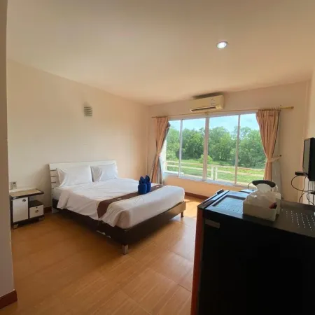 Siriburi Resort