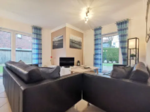 Modern apartment 70 sqm garden, design bathroom, near the beach, free WiFi