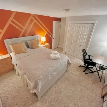 Tranquil Cape getaway 4BD 2BA with AC, Family and Pet Friendly!