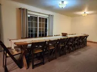 Pictured Rocks, snowmobiling, ice caves, cross-country skiing, waterfalls, more! Hotel a Chatham