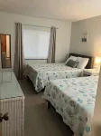 Ocean view, bldg is beachfront, located near restaurants, popular attractions.
