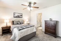CLEAN 3 BR 2 Bath- QUIET neighborhood