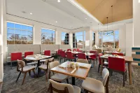 Hilton Garden Inn Williamsburg - breakfast
