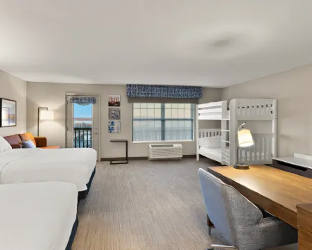 Hampton Inn & Suites Petoskey Hotels in Petoskey