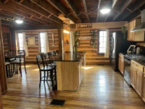 The little Log Lodge Hotels in Independence charter Township