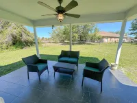 Perfect, Relaxing King Bed Suite w/ Free Parking