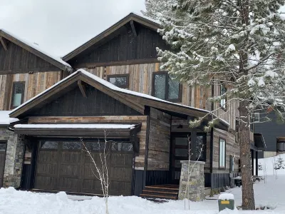 Rare Find - Newer Construction Close to Town & Beach! Hotels near Safeway