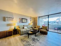 Ocean View 2-bedroom condo with pool and AC in wonderful Kihei