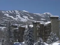 Newly Remodeled Ski-In, Ski-Out To Lift About 100 Yards From Unit. Hotels near Local Color / Local Rebels