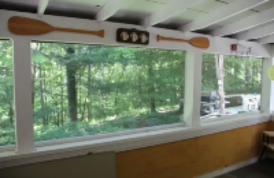 Charming Cabin in Leesville Lake's Best Community. Complimentary Kayaks. Hotels in Carroll County