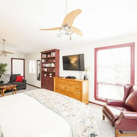 "Family-Friendly Retreat Near Downtown Lynchburg and Liberty"