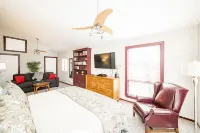 "Family-Friendly Retreat Near Downtown Lynchburg and Liberty"