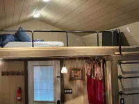 The Big Tiny White House